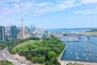 The skyline of Toronto, one of the many sights that make living in Toronto so special